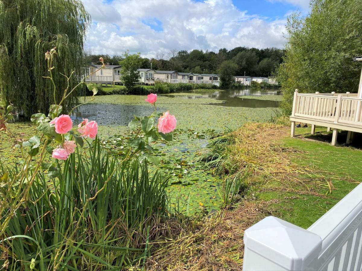 Lilly Pad Villa South Cerney Dış mekan fotoğraf