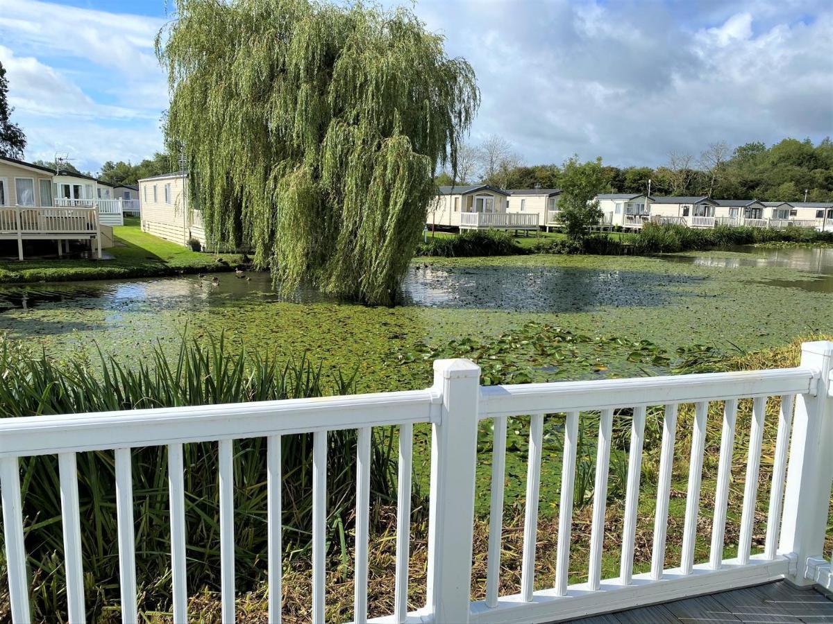 Lilly Pad Villa South Cerney Dış mekan fotoğraf